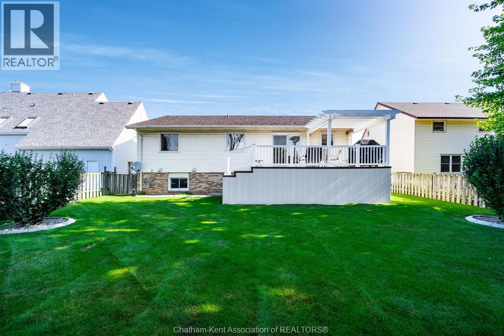 Photo 35 of 47 Mckee Road, Wallaceburg ON