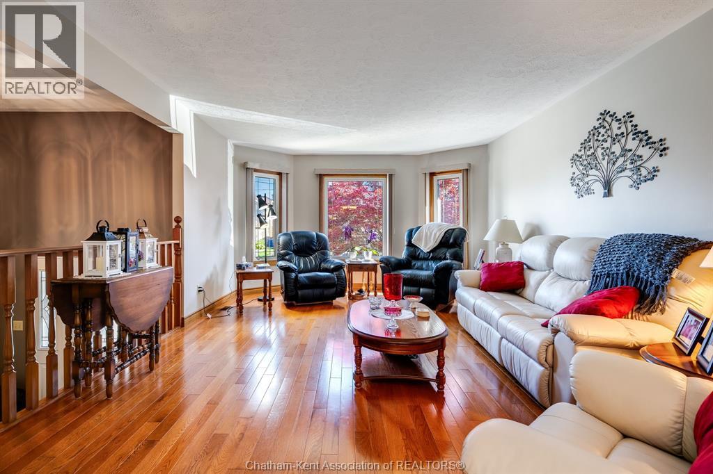Photo 5 of 47 Mckee Road, Wallaceburg ON
