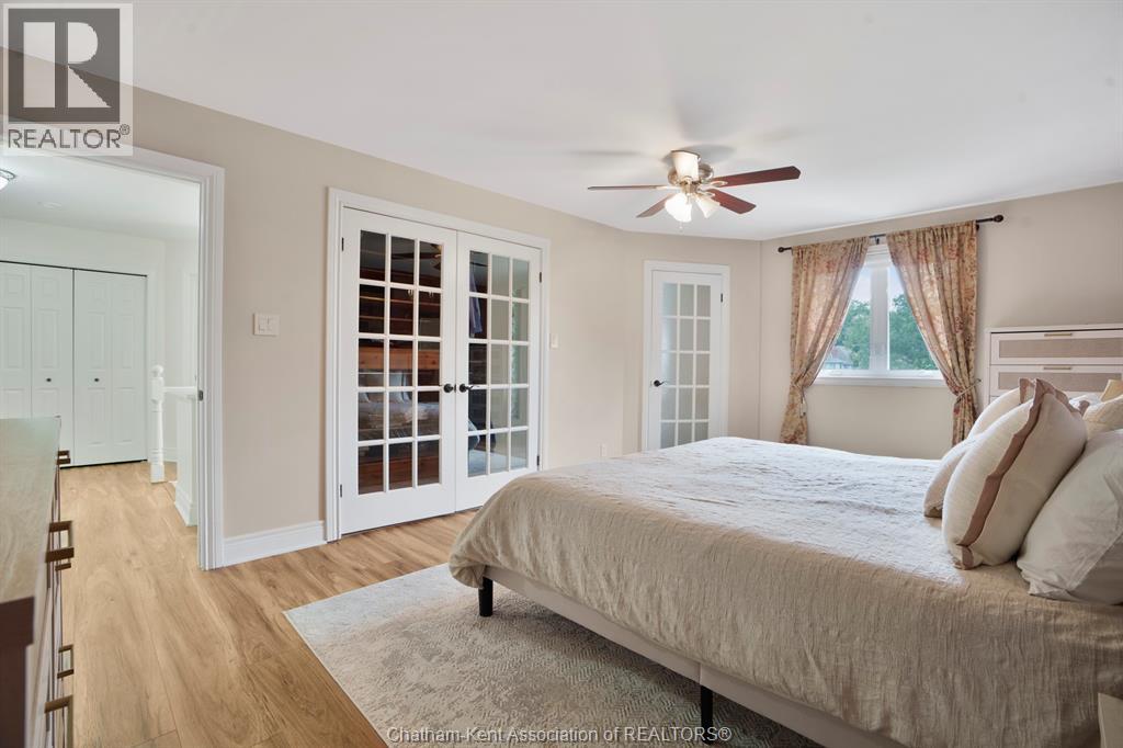 Photo 28 of 34 Braemar Boulevard, Chatham ON