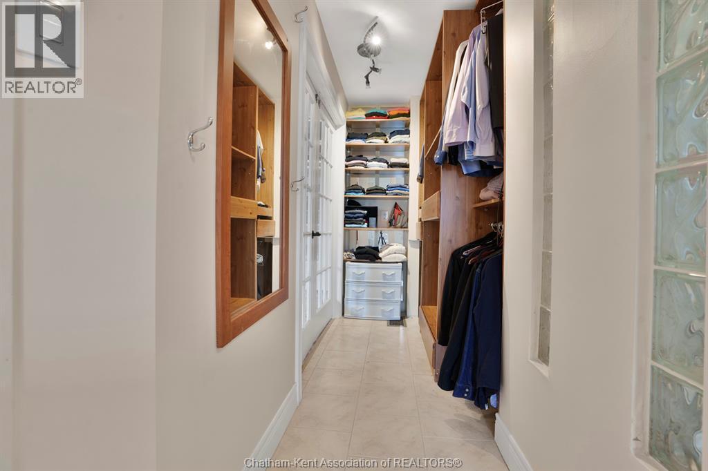Photo 31 of 34 Braemar Boulevard, Chatham ON