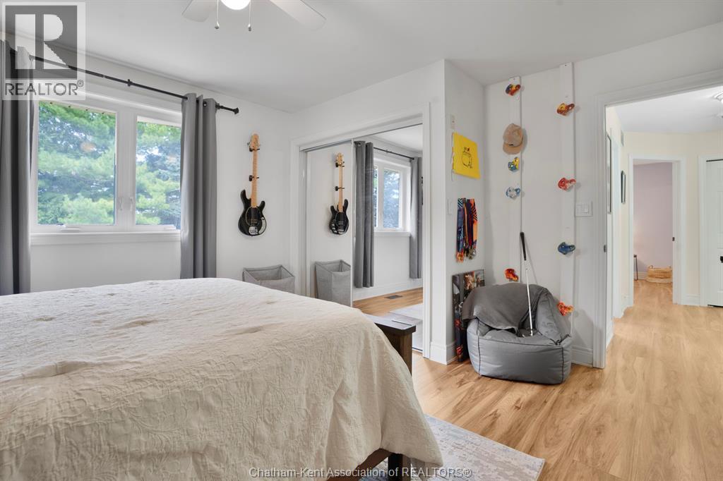 Photo 34 of 34 Braemar Boulevard, Chatham ON