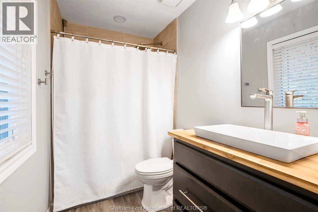 Photo 20 of 21945 Communication Road, Chatham ON