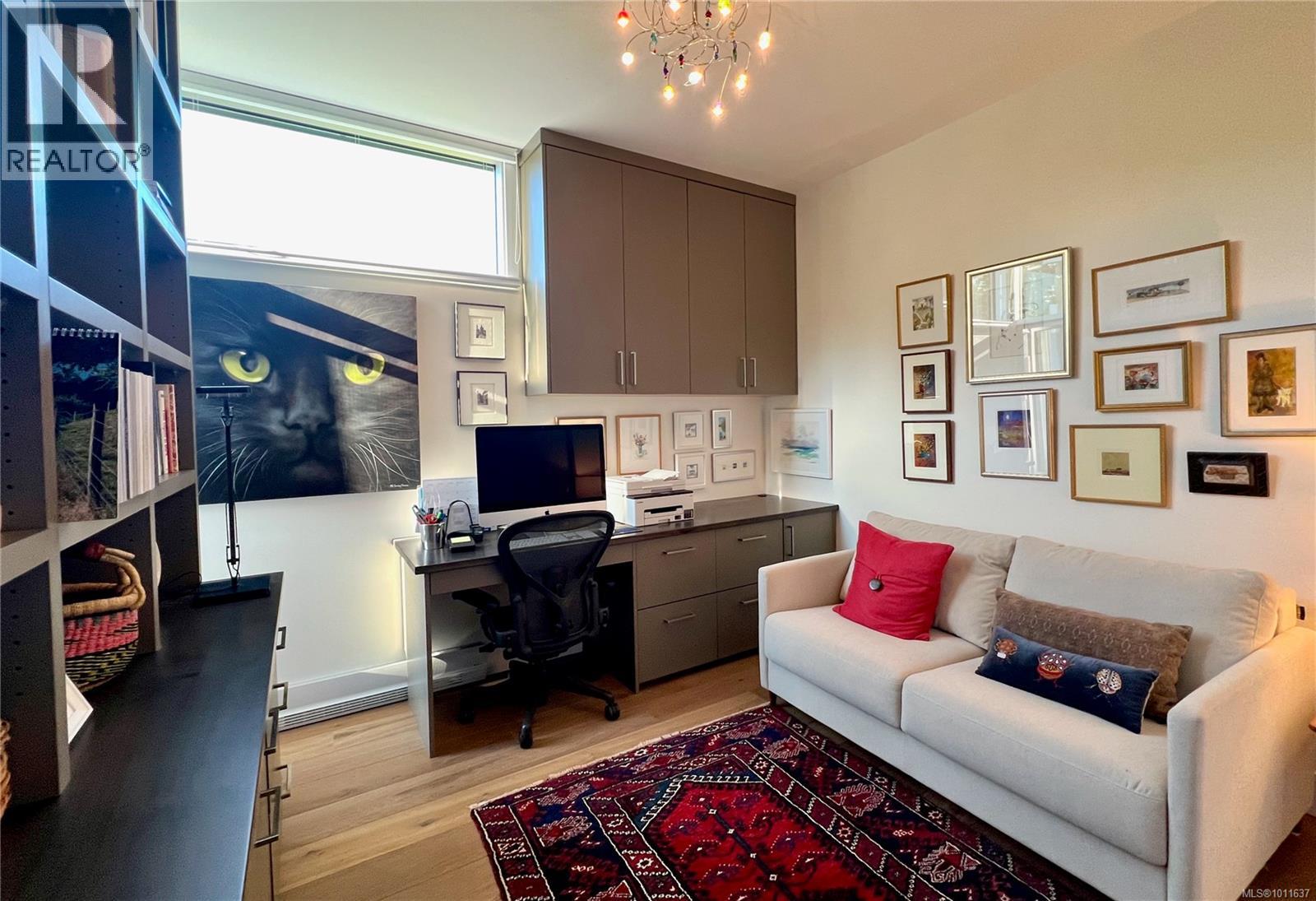Photo 26 of 206 986 Heywood Ave, Victoria BC