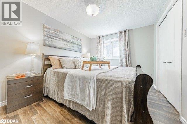 Photo 14 of 26 Greening Avenue, Stoney Creek ON