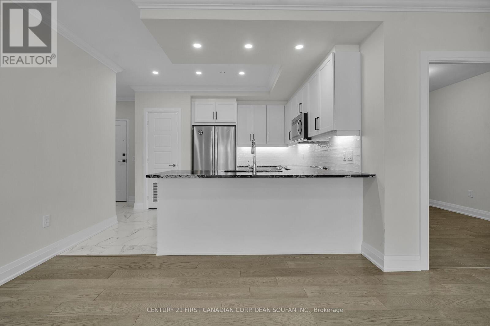 Photo 10 of 201 1975 Fountain Grass Drive, London South ON