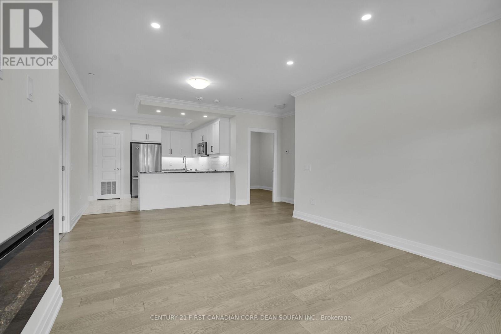 Photo 15 of 201 1975 Fountain Grass Drive, London South ON