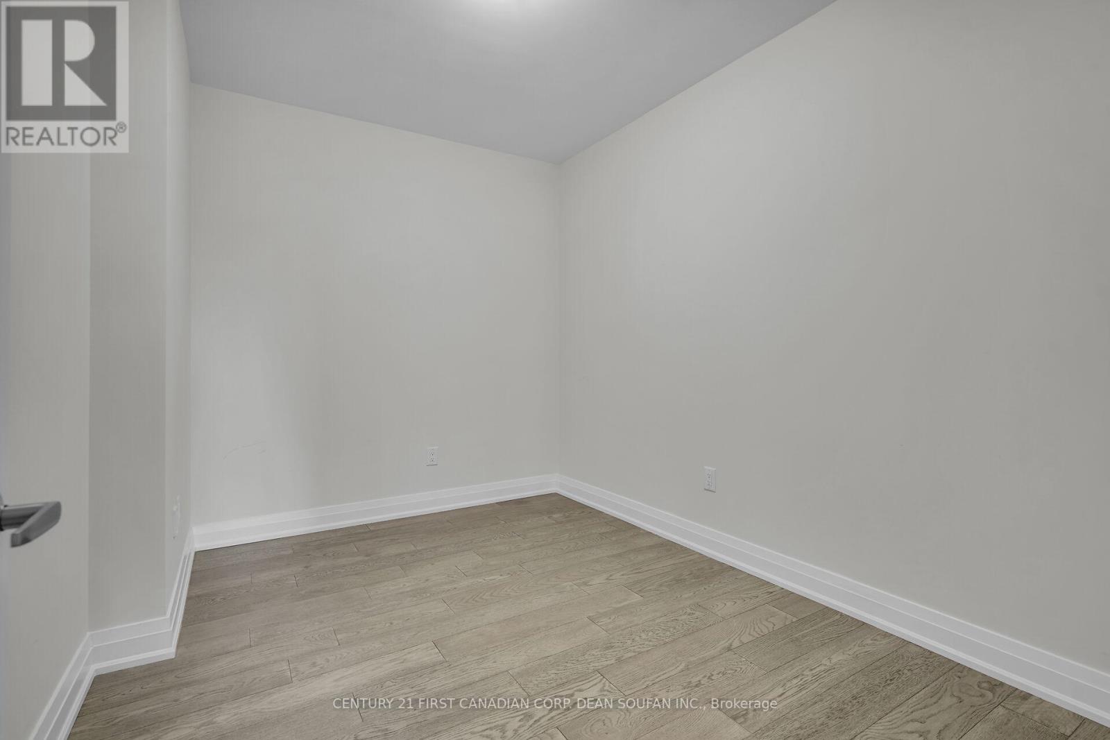Photo 23 of 201 1975 Fountain Grass Drive, London South ON