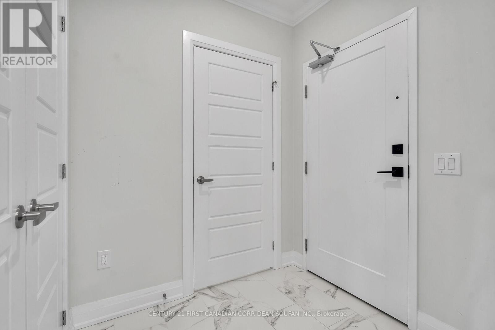 Photo 7 of 201 1975 Fountain Grass Drive, London South ON