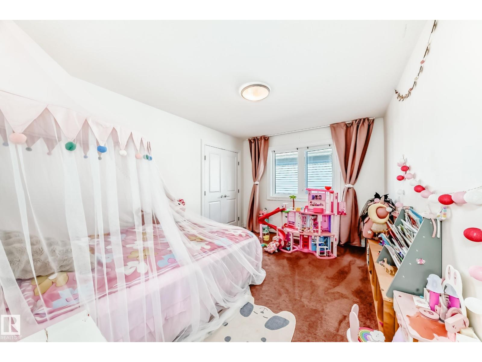 Photo 34 of 8412 218 St Nw, Edmonton AB