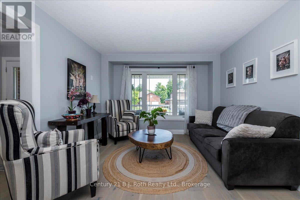 Photo 18 of 4 Sheppard Drive, Tay ON