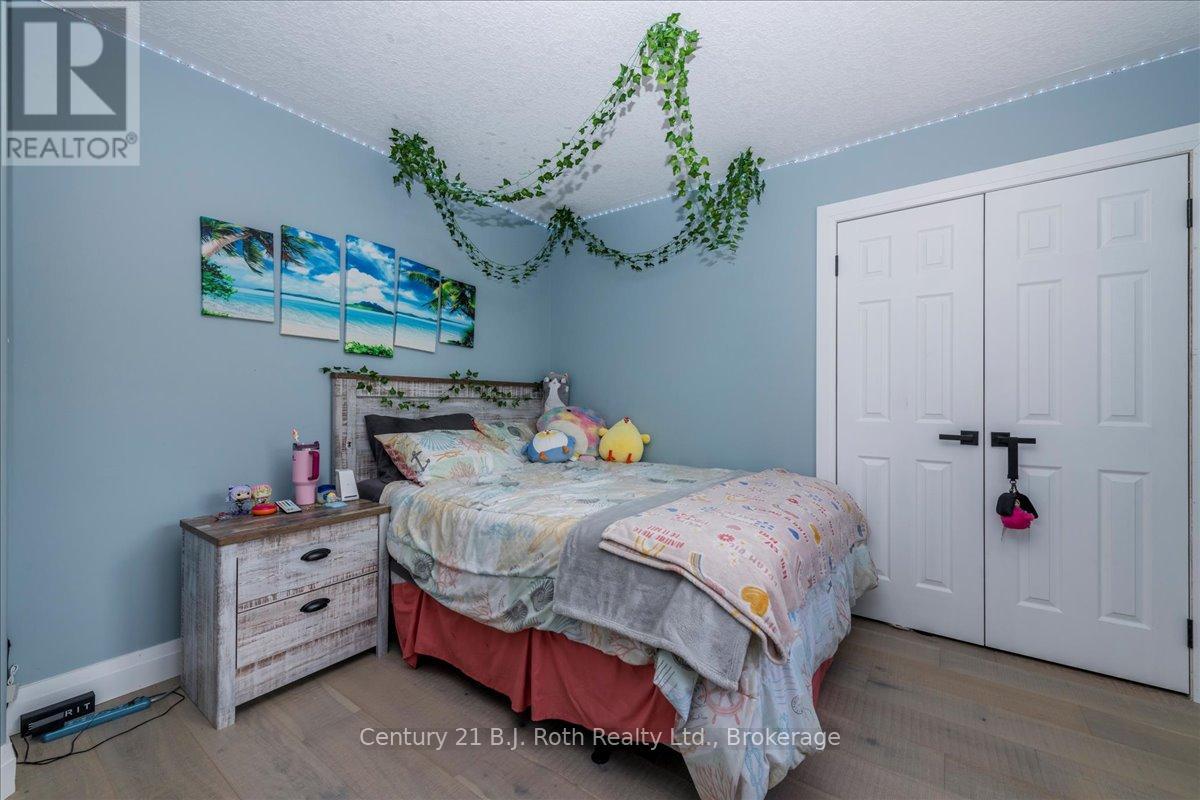 Photo 30 of 4 Sheppard Drive, Tay ON