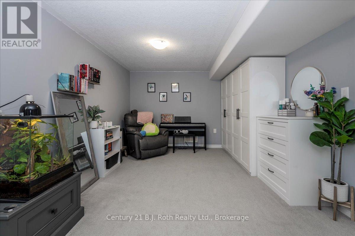 Photo 36 of 4 Sheppard Drive, Tay ON