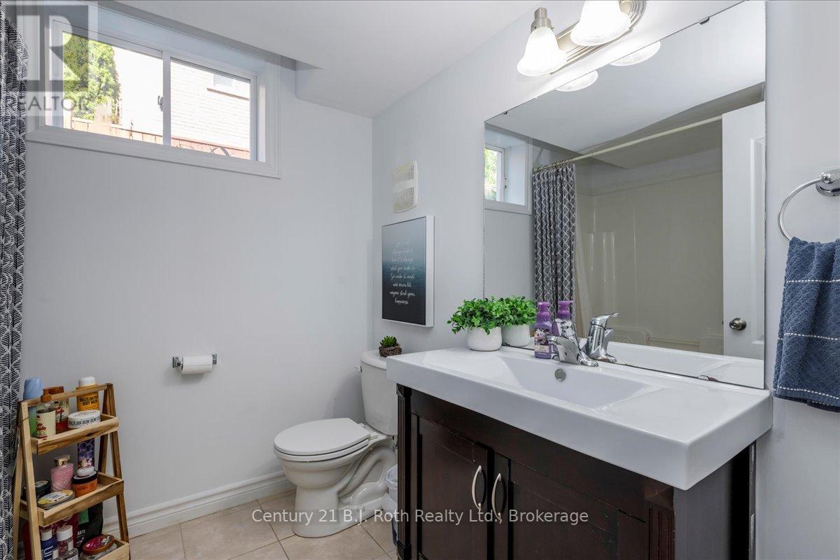 Photo 37 of 4 Sheppard Drive, Tay ON