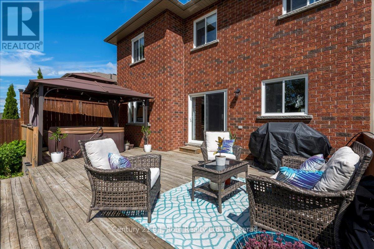 Photo 44 of 4 Sheppard Drive, Tay ON