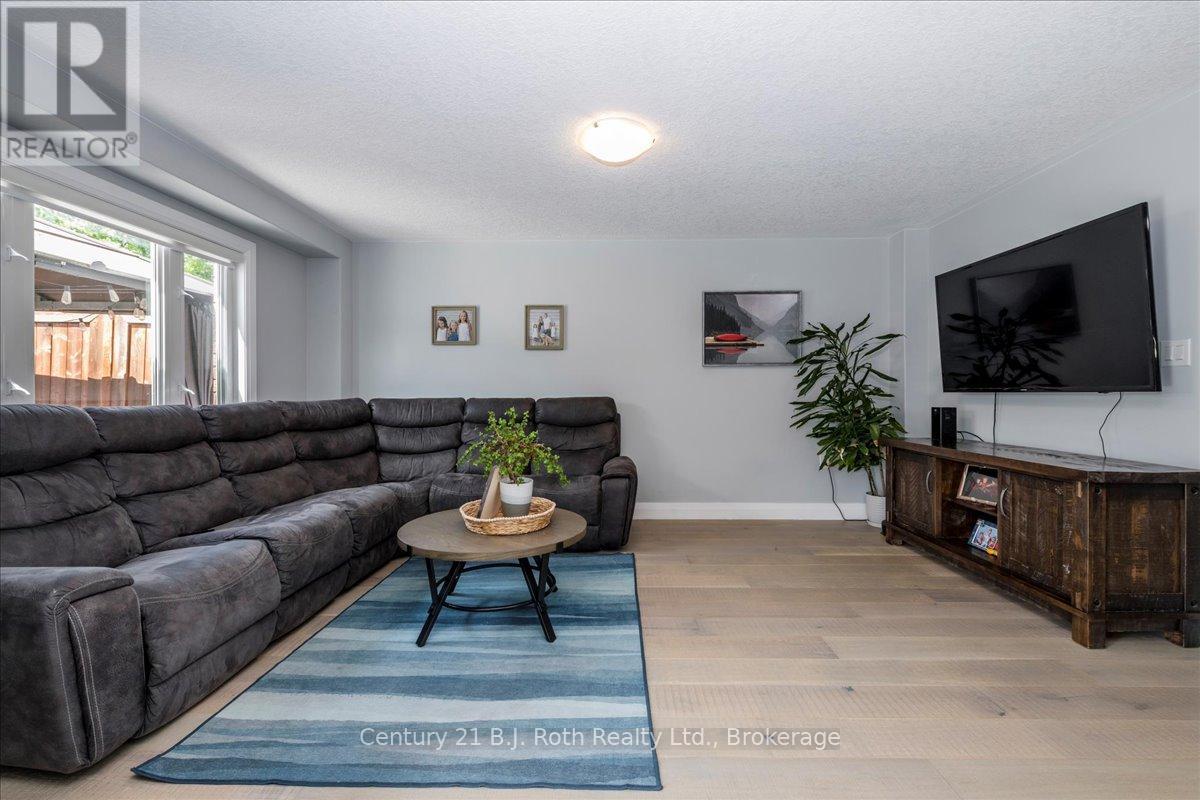 Photo 9 of 4 Sheppard Drive, Tay ON