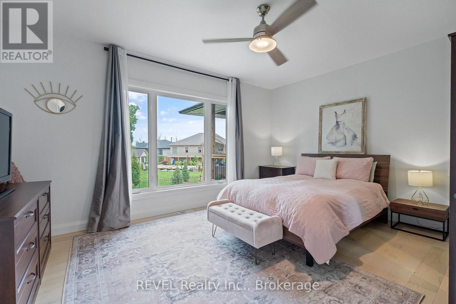 Photo 22 of 704 Clarence Street, Port Colborne ON