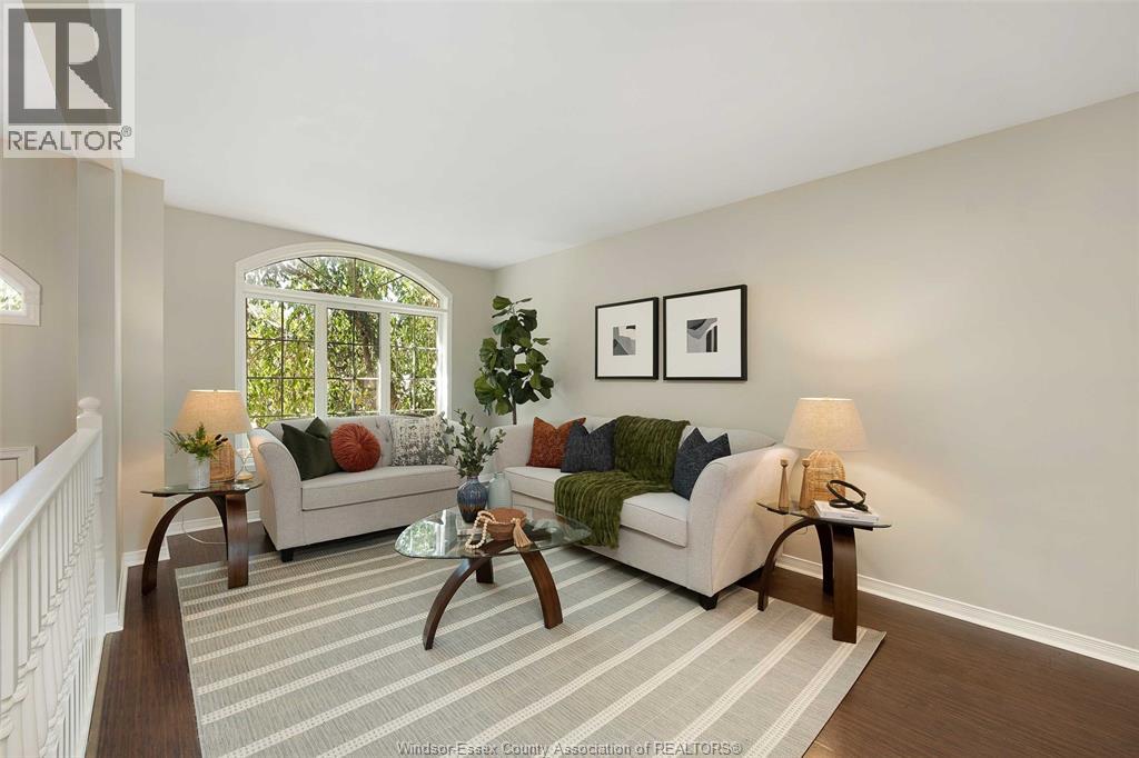 Photo 6 of 4254 Centurion Avenue, Windsor ON