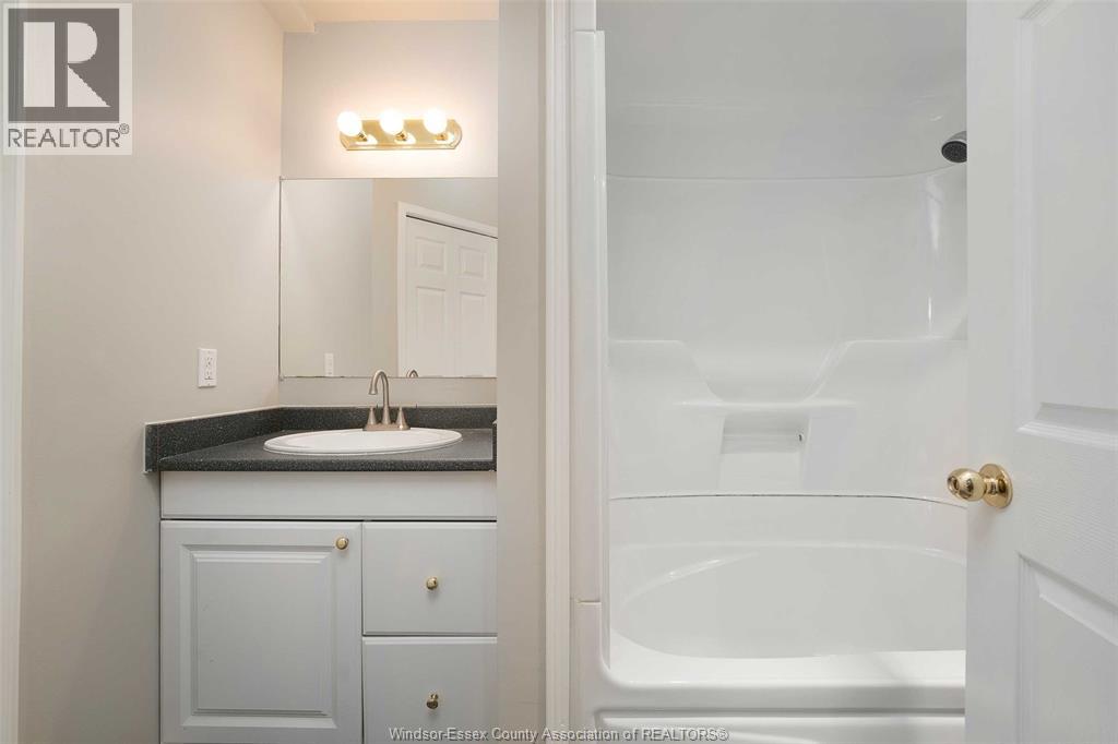 Photo 27 of 4254 Centurion Avenue, Windsor ON