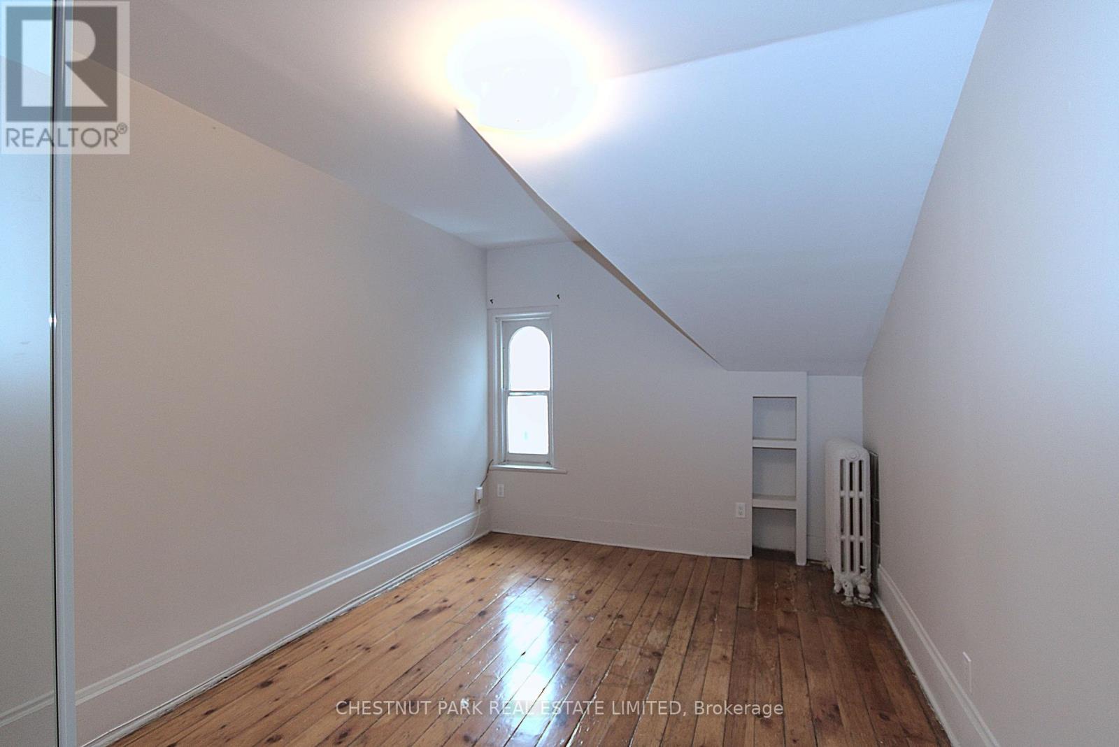 Photo 11 of Unit 5 342 Jarvis Street, Toronto ON