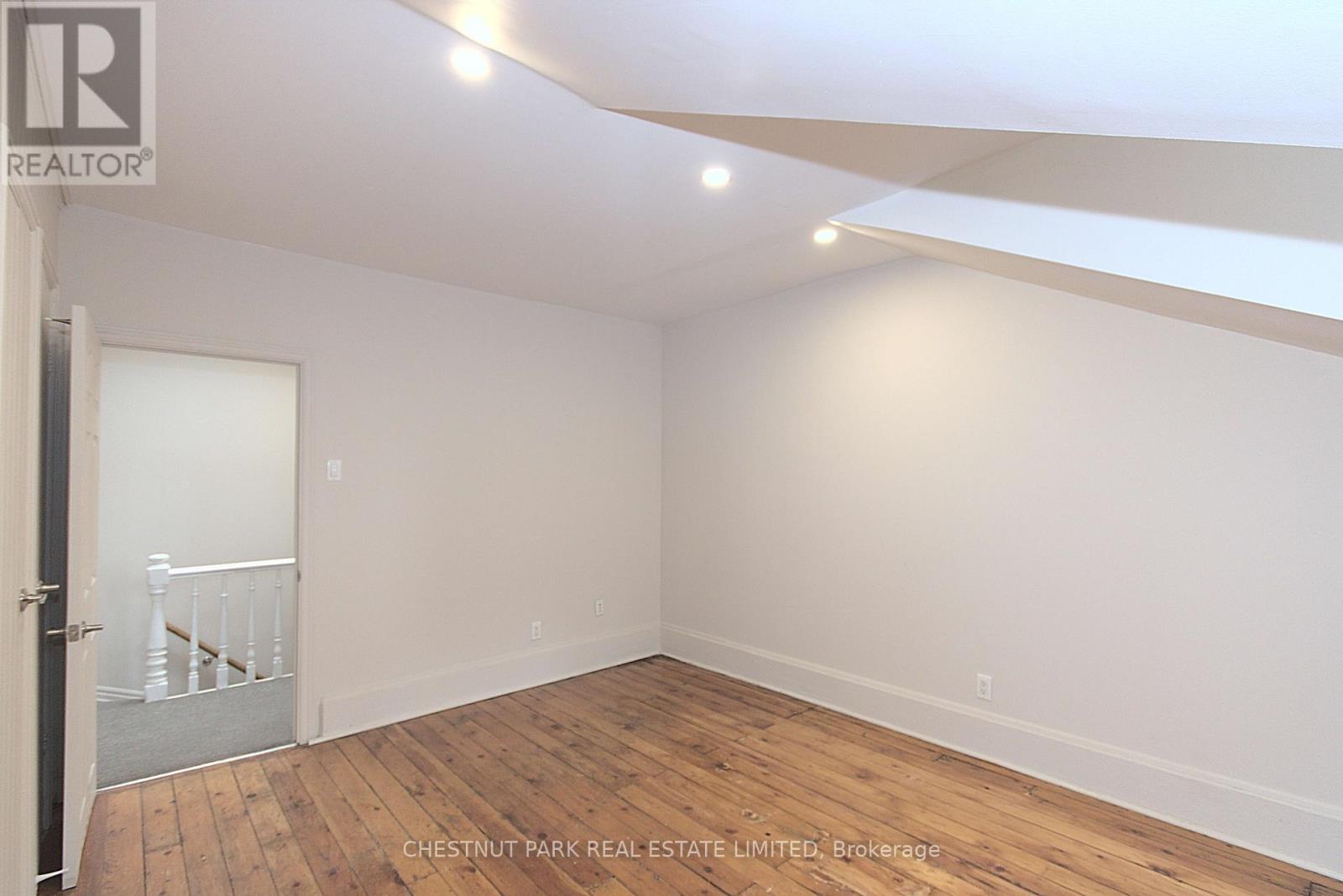 Photo 14 of Unit 5 342 Jarvis Street, Toronto ON