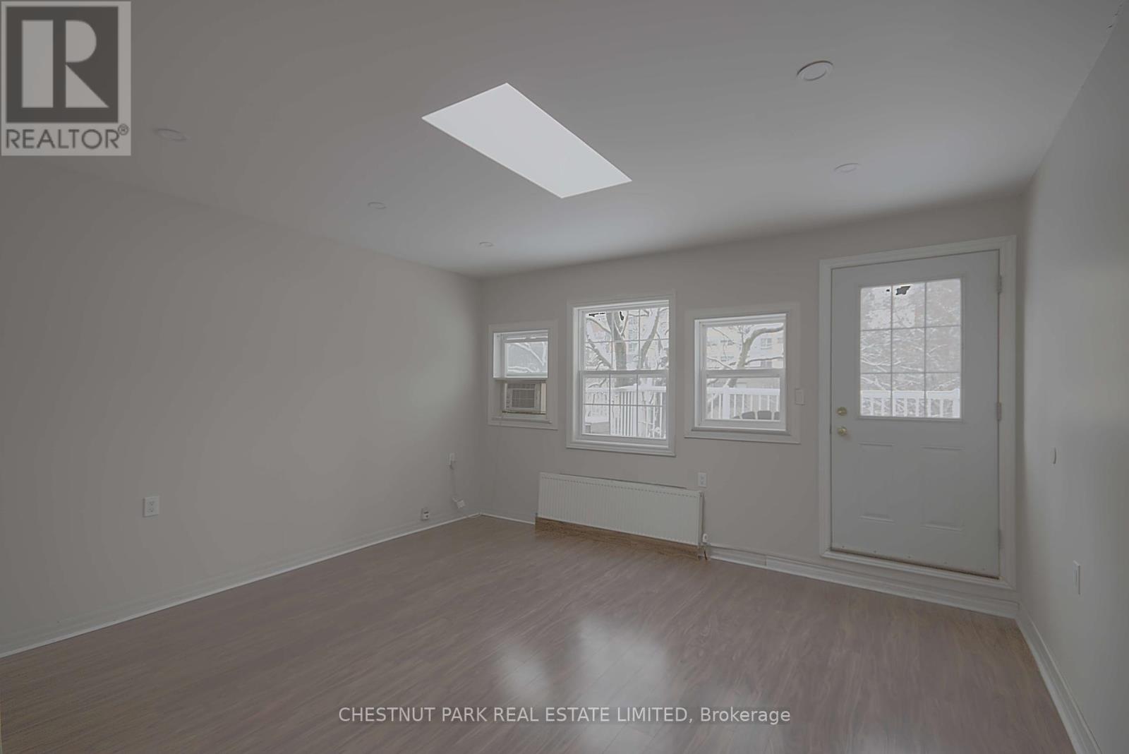 Photo 2 of Unit 5 342 Jarvis Street, Toronto ON