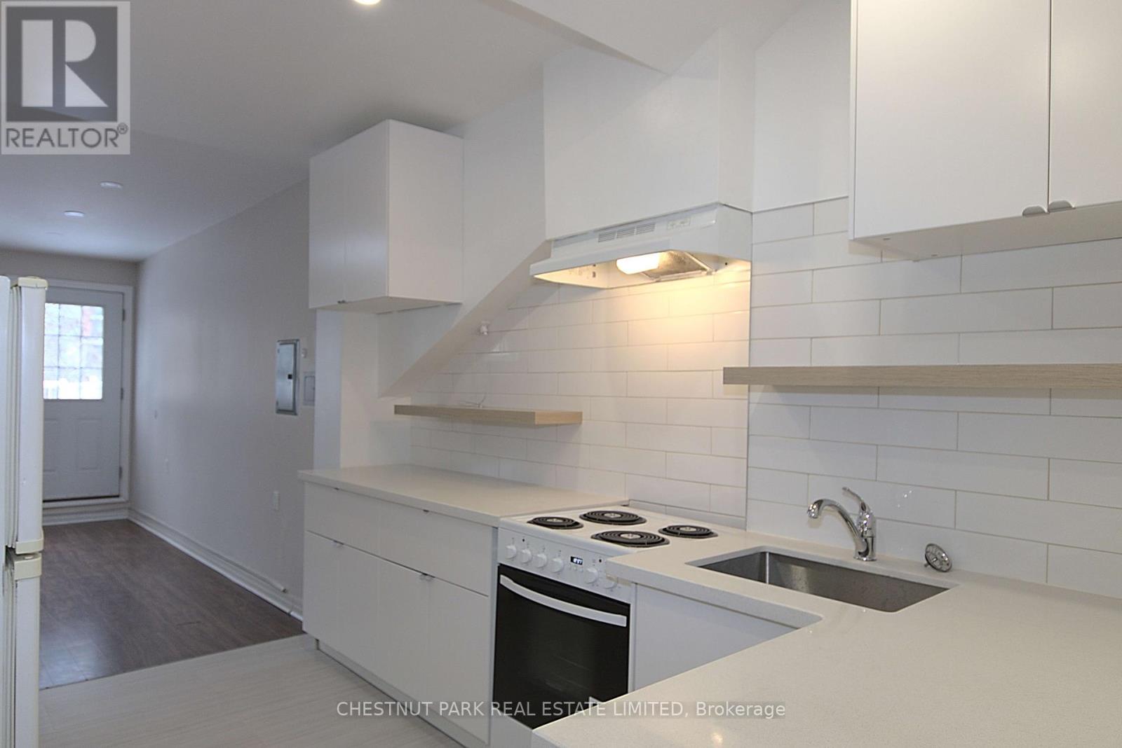 Photo 7 of Unit 5 342 Jarvis Street, Toronto ON