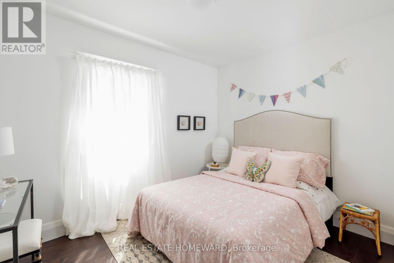 Photo 20 of 27 Normandy Boulevard, Toronto ON