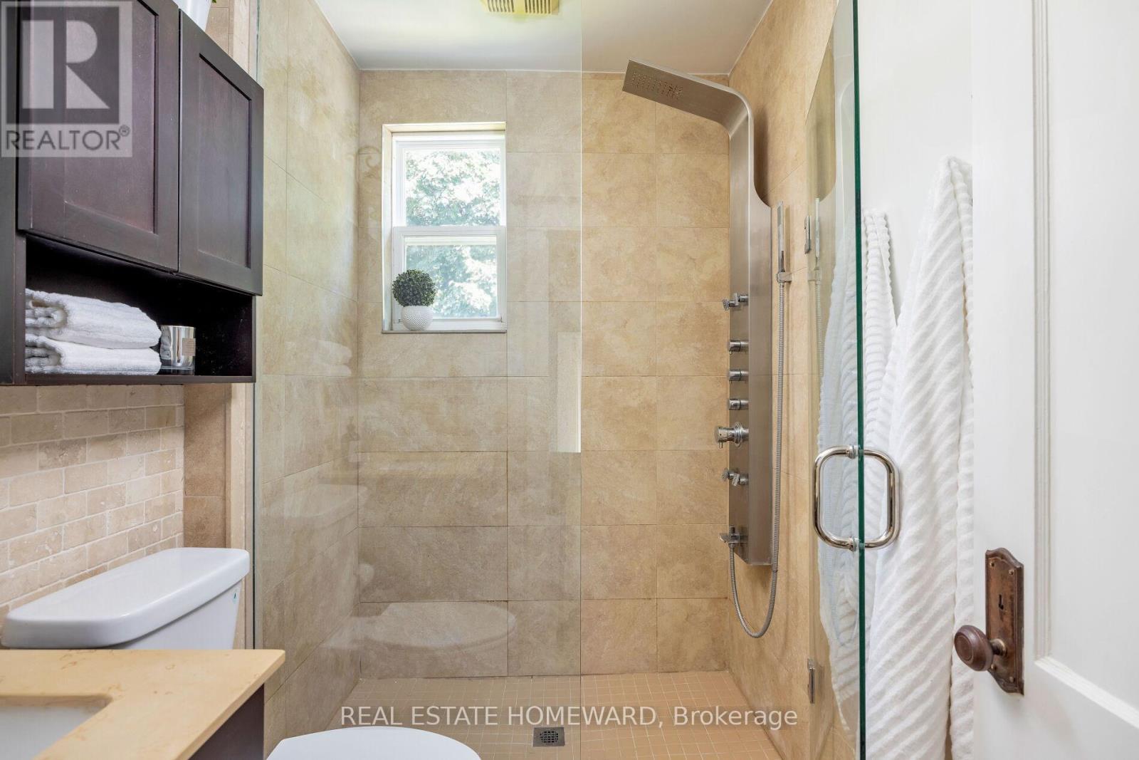 Photo 22 of 27 Normandy Boulevard, Toronto ON