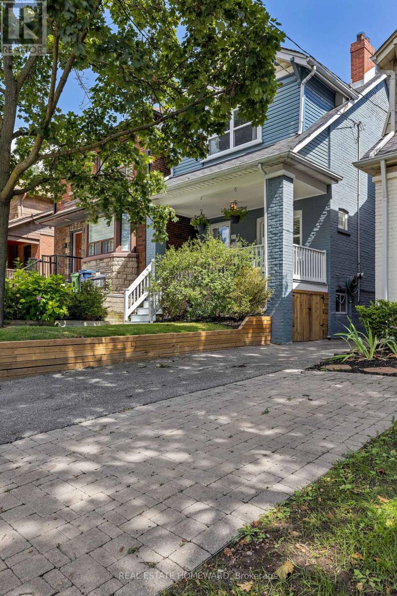 Photo 3 of 27 Normandy Boulevard, Toronto ON