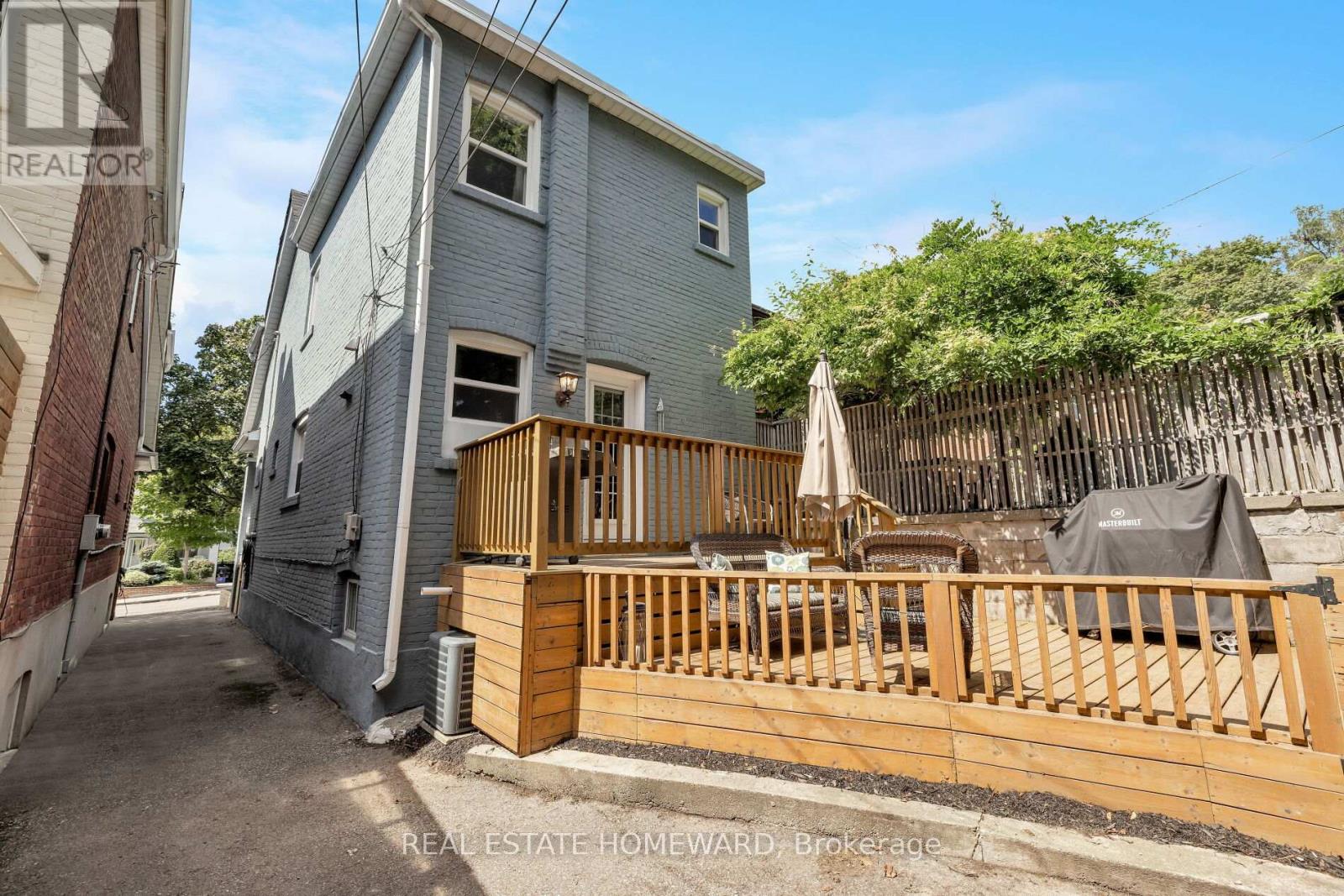 Photo 31 of 27 Normandy Boulevard, Toronto ON