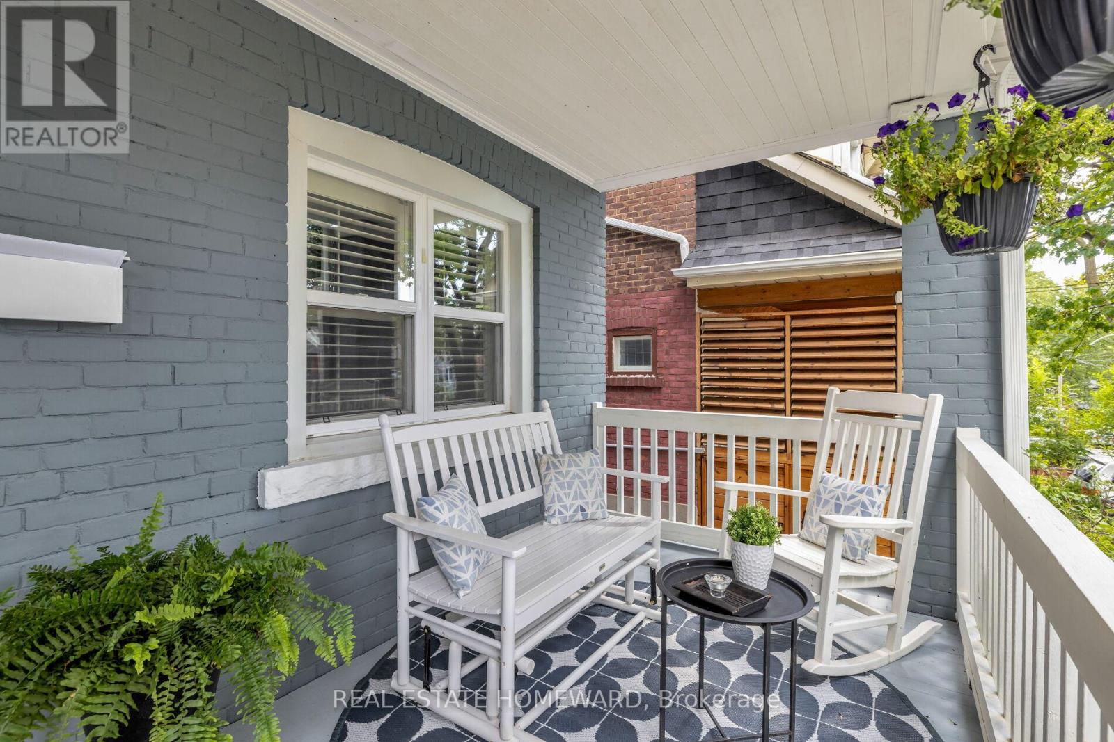 Photo 4 of 27 Normandy Boulevard, Toronto ON