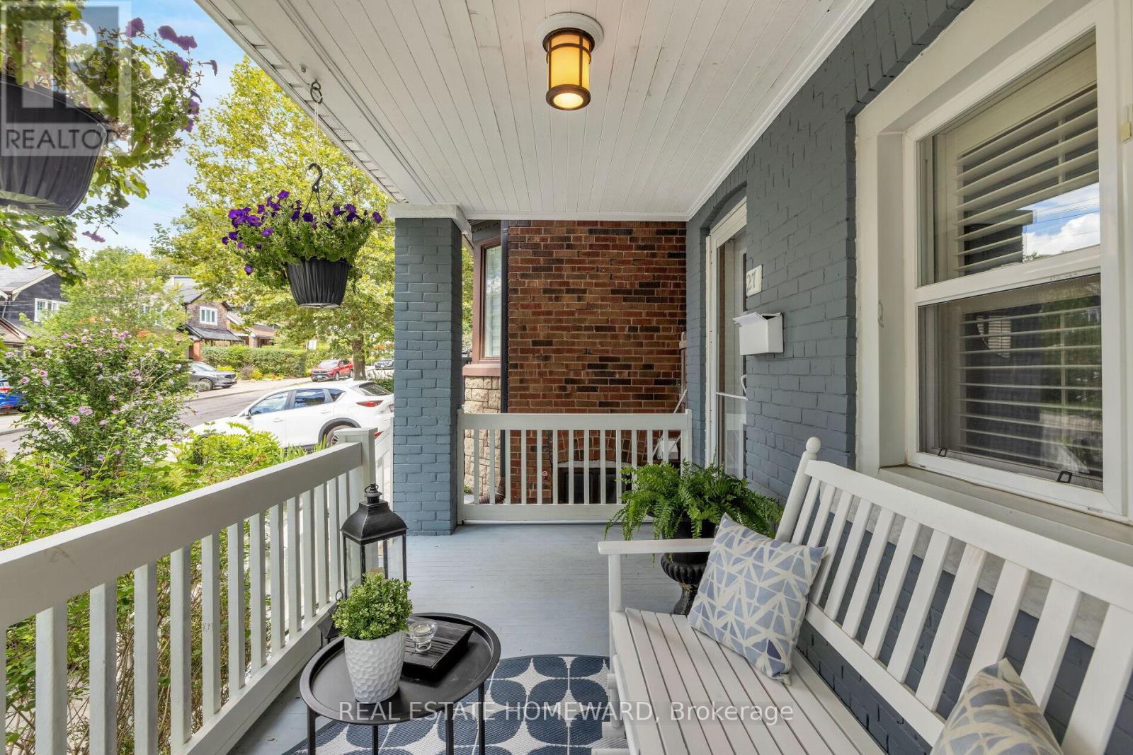 Photo 5 of 27 Normandy Boulevard, Toronto ON