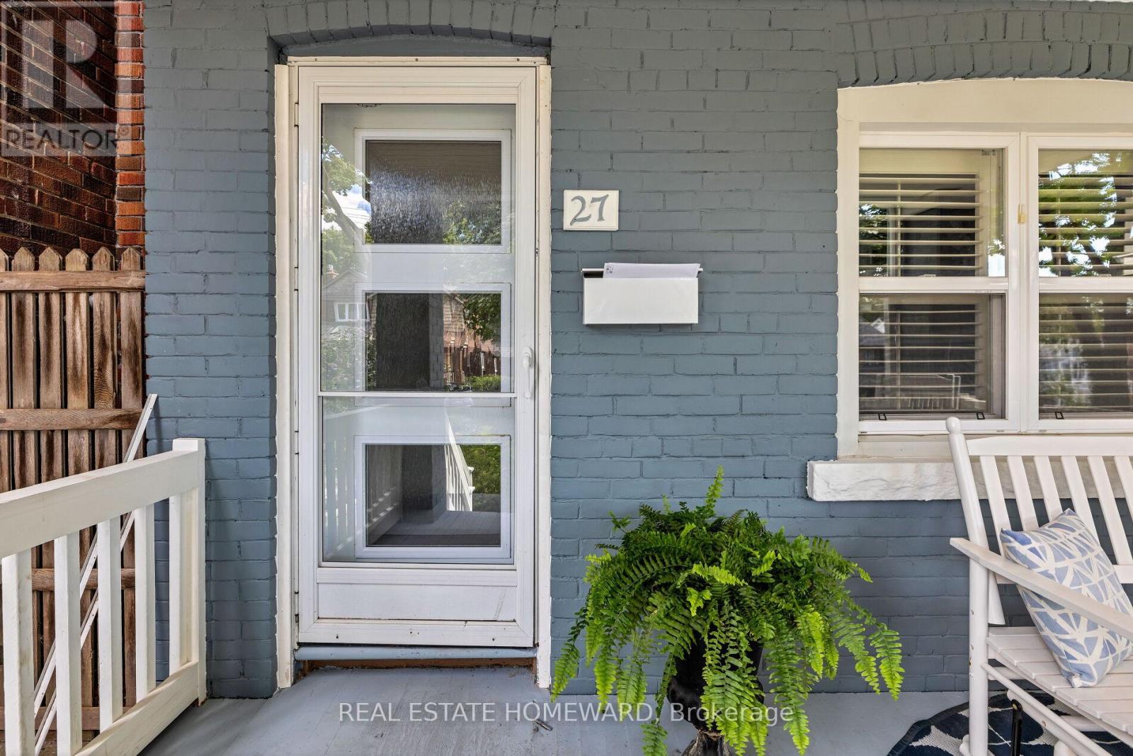 Photo 6 of 27 Normandy Boulevard, Toronto ON