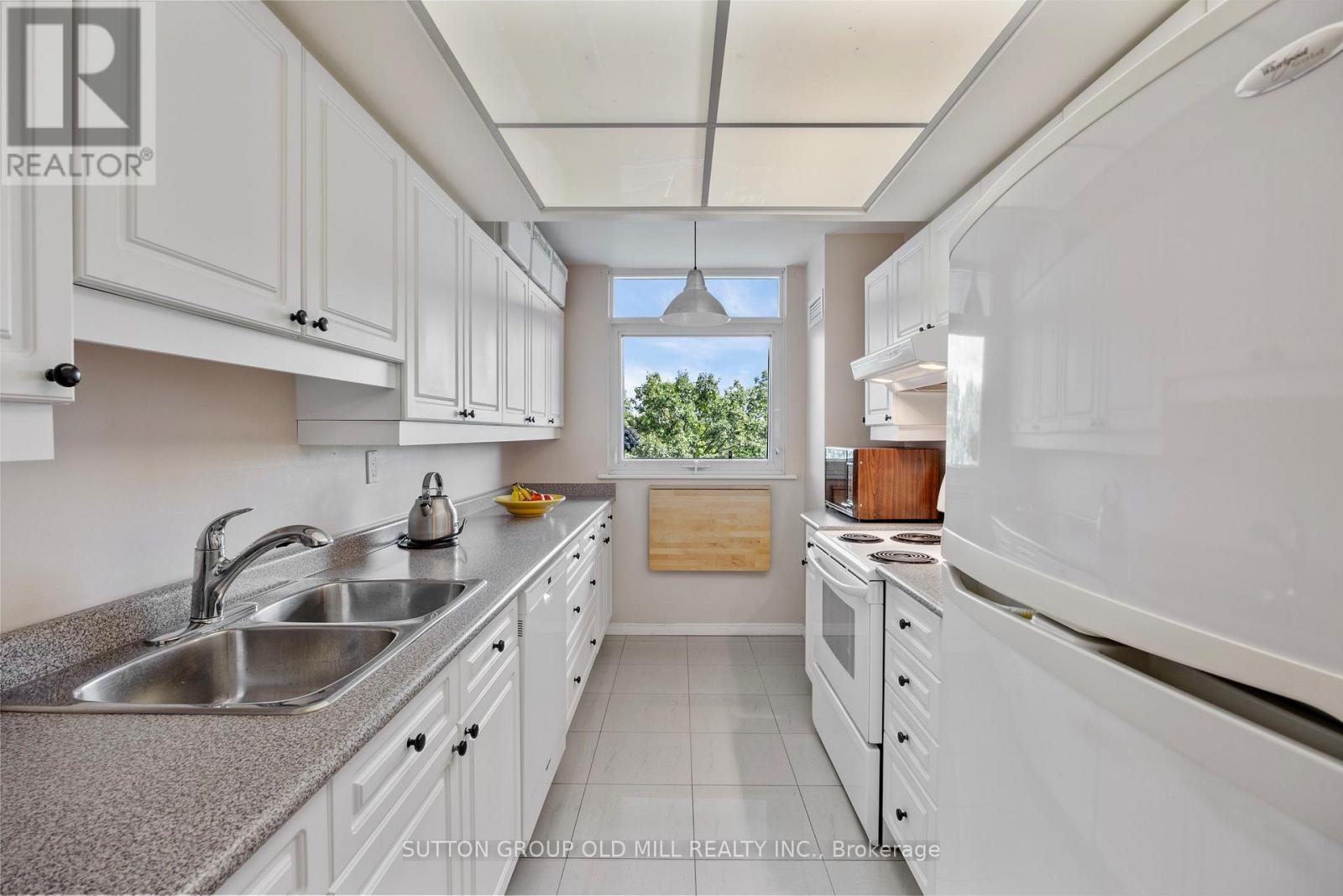 Photo 20 of 602 7811 Yonge Street, Markham ON