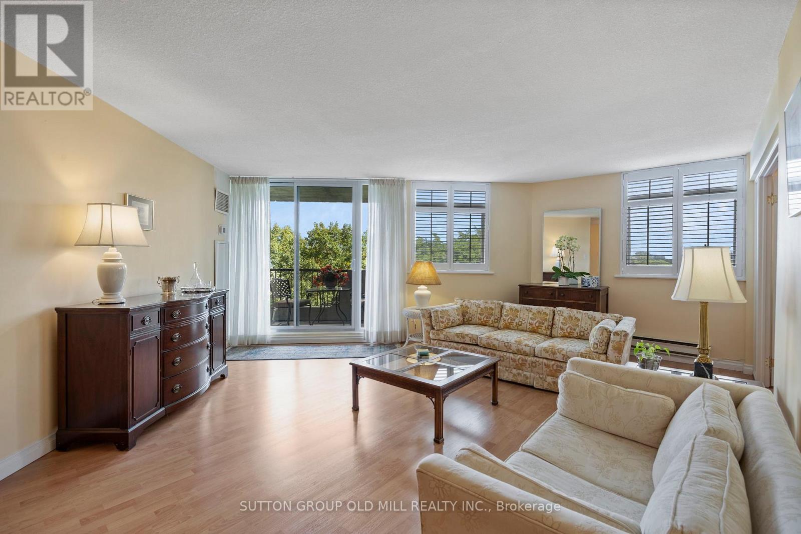 Photo 7 of 602 7811 Yonge Street, Markham ON