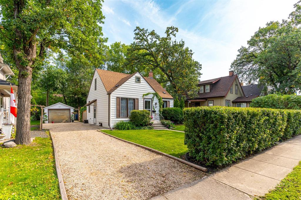 Photo 1 of 153 Oakview Avenue, Winnipeg MB