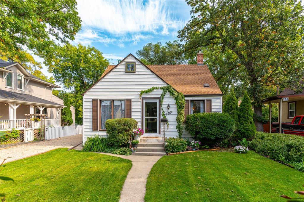 Photo 2 of 153 Oakview Avenue, Winnipeg MB
