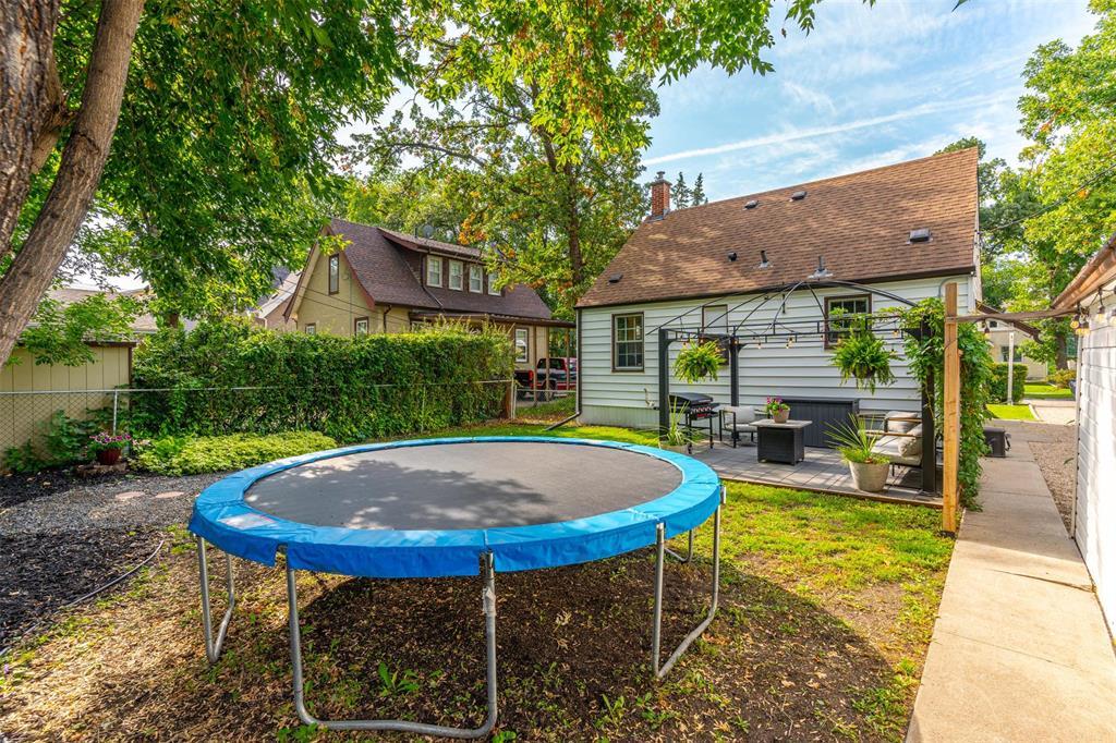 Photo 24 of 153 Oakview Avenue, Winnipeg MB