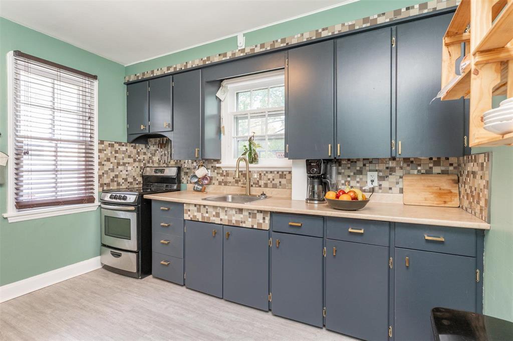 Photo 9 of 153 Oakview Avenue, Winnipeg MB