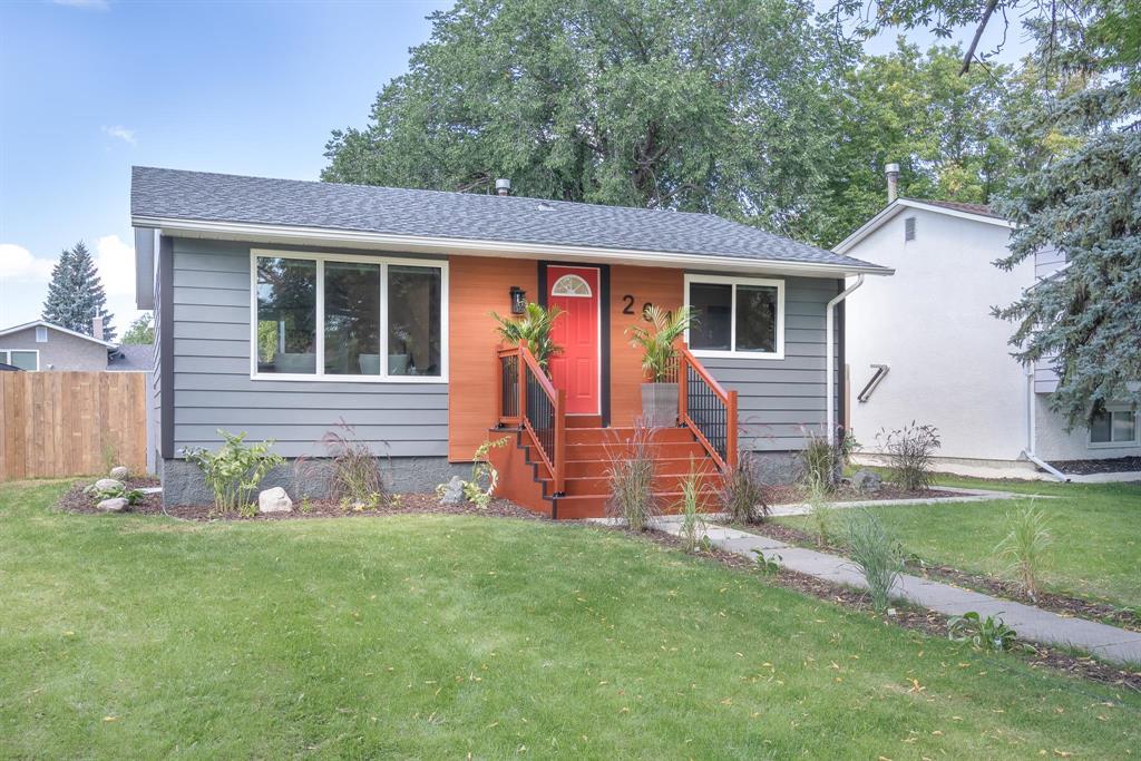 Photo 3 of 261 Wales Avenue, Winnipeg MB