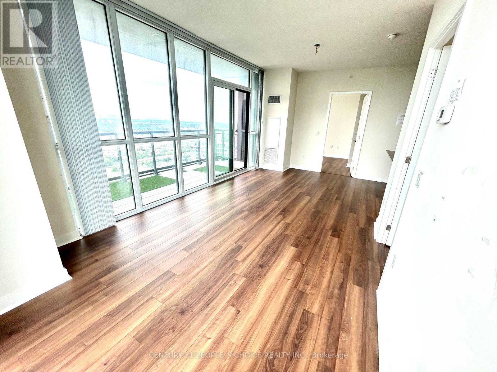 Photo 10 of 2809 3975 Grand Park Drive, Mississauga ON