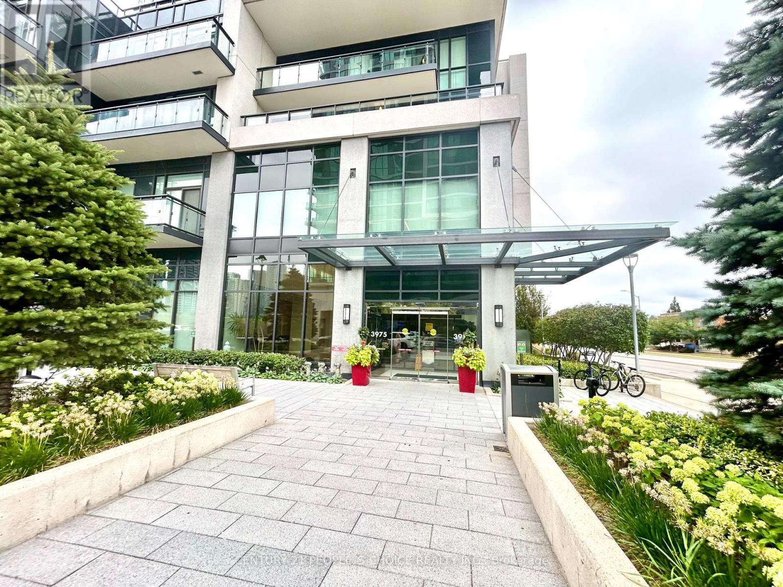 Photo 2 of 2809 3975 Grand Park Drive, Mississauga ON