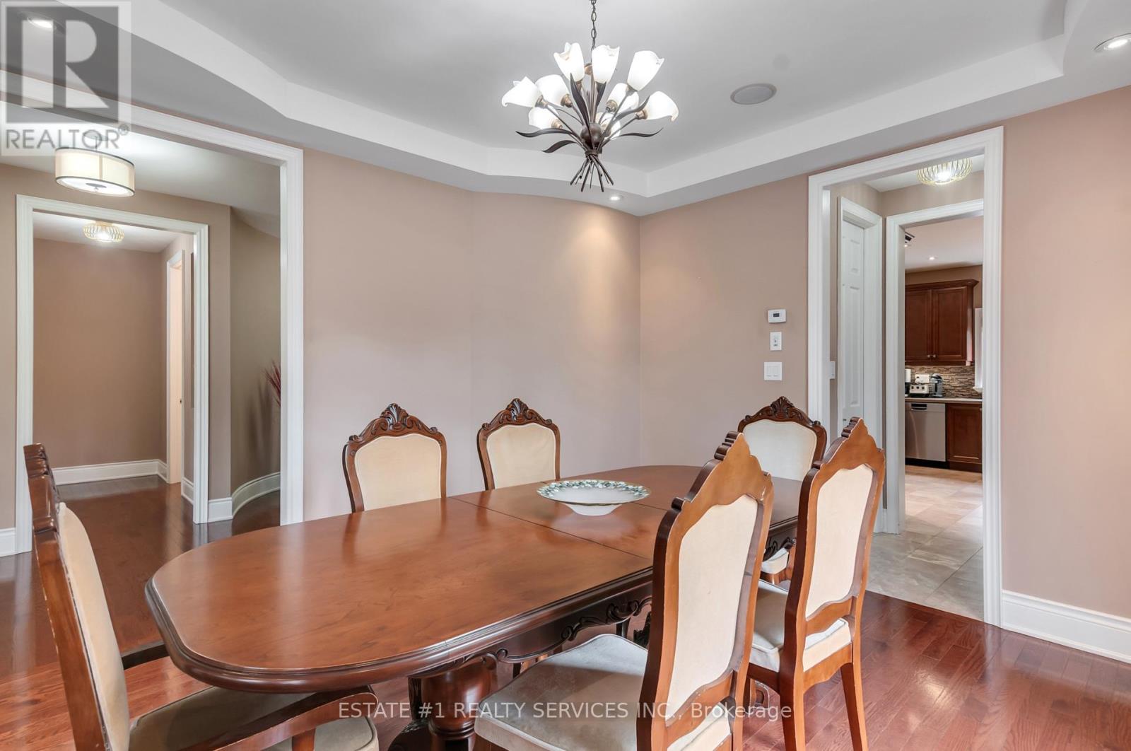 Photo 27 of 113 Royal West Drive, Brampton ON