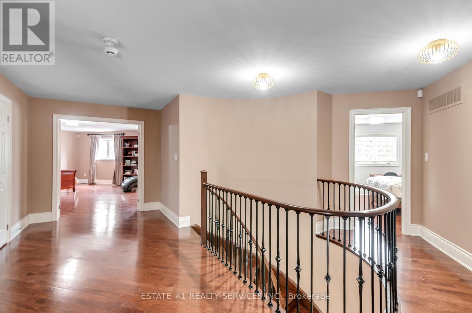 Photo 28 of 113 Royal West Drive, Brampton ON