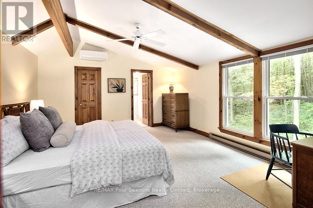 Photo 27 of 148 Northmount Crescent, Blue Mountains ON