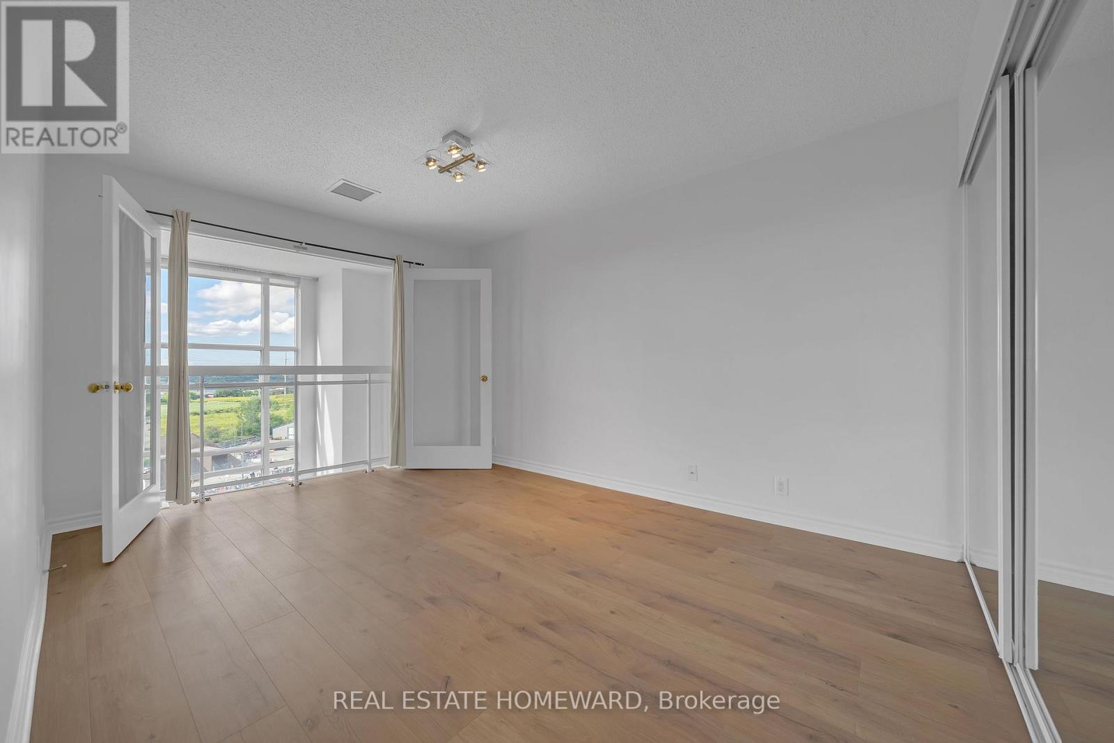 Photo 24 of 812 1720 Eglinton Avenue E, Toronto ON