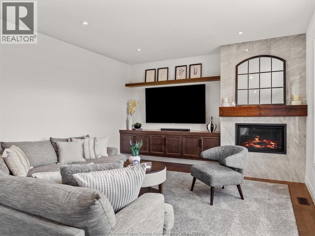 Photo 12 of 1376 Pascal Avenue, Lakeshore ON