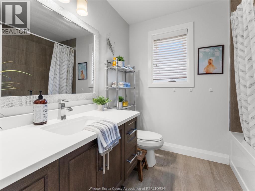 Photo 31 of 1376 Pascal Avenue, Lakeshore ON