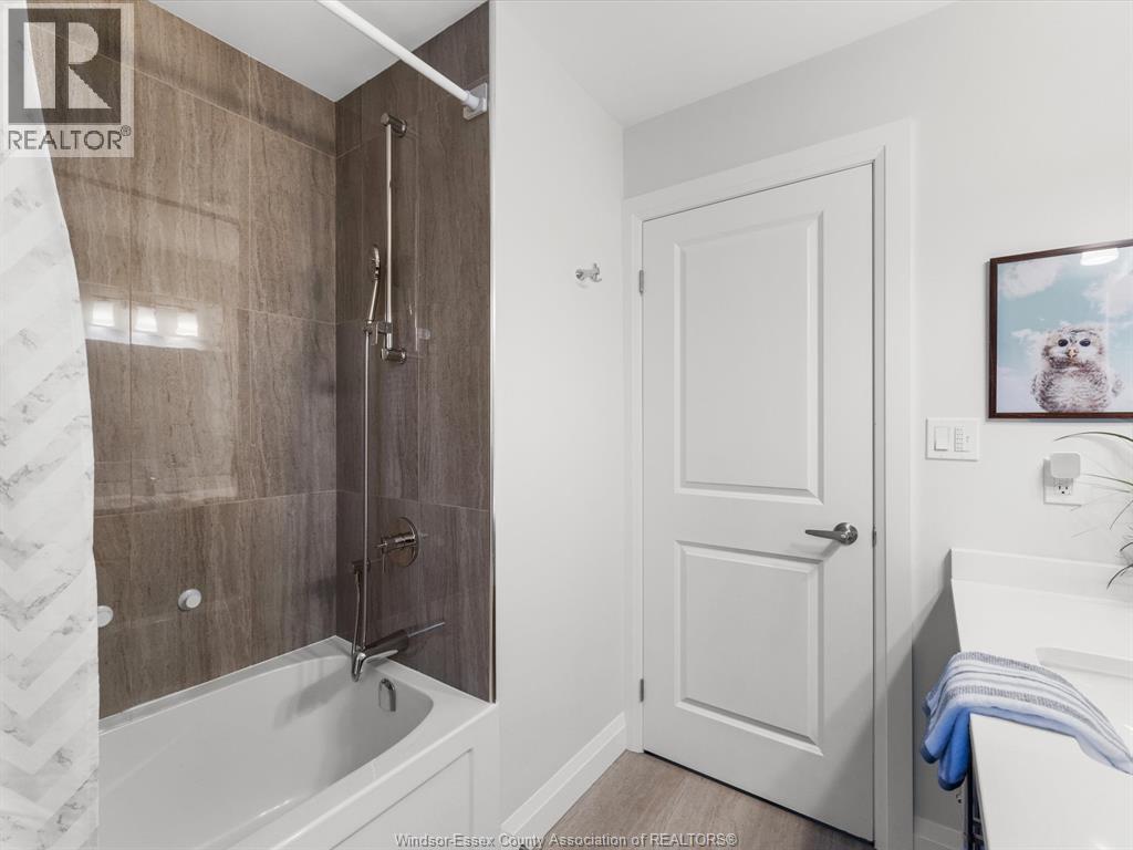 Photo 32 of 1376 Pascal Avenue, Lakeshore ON