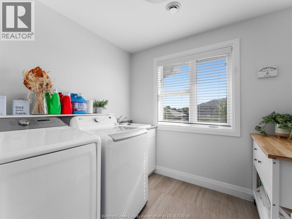 Photo 33 of 1376 Pascal Avenue, Lakeshore ON